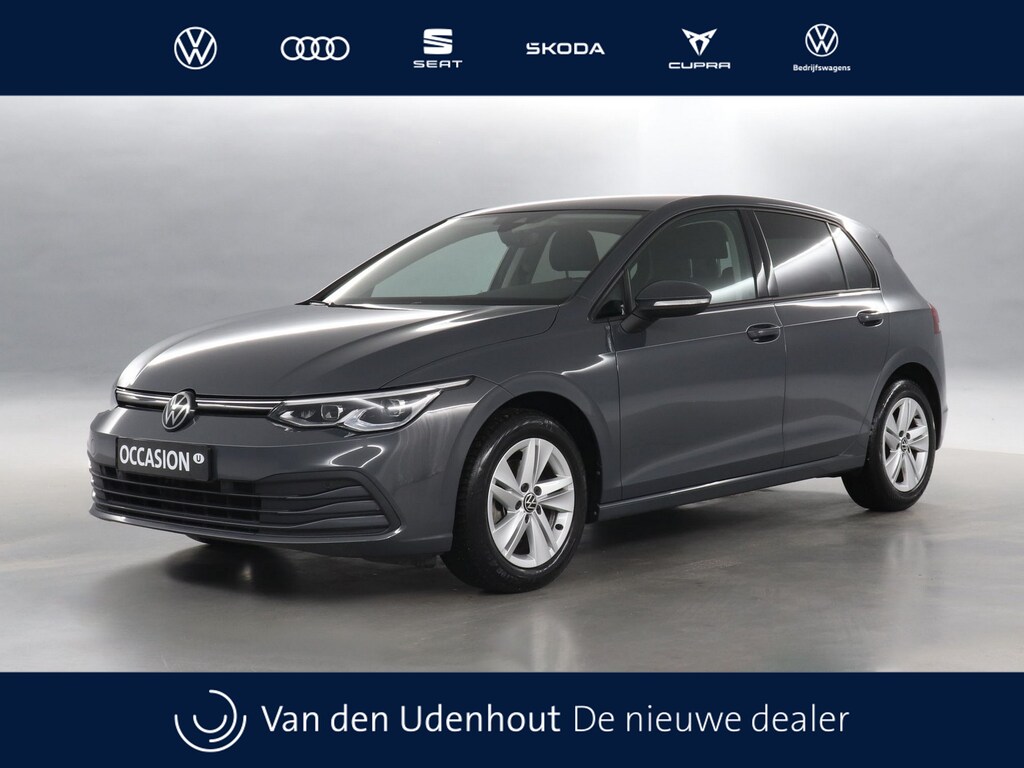 Volkswagen Golf 1.5 TSI 130pk Life Business / Camera / LED Plus / Stoelverwarming