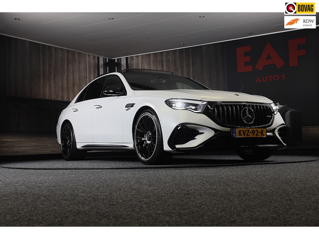 Mercedes-Benz E-klasse AMG 53 4MATIC+ / Hyperscreen / Performance Zetels / Head Up / Verkoeling / 360 Camera / Memory / Open Pano