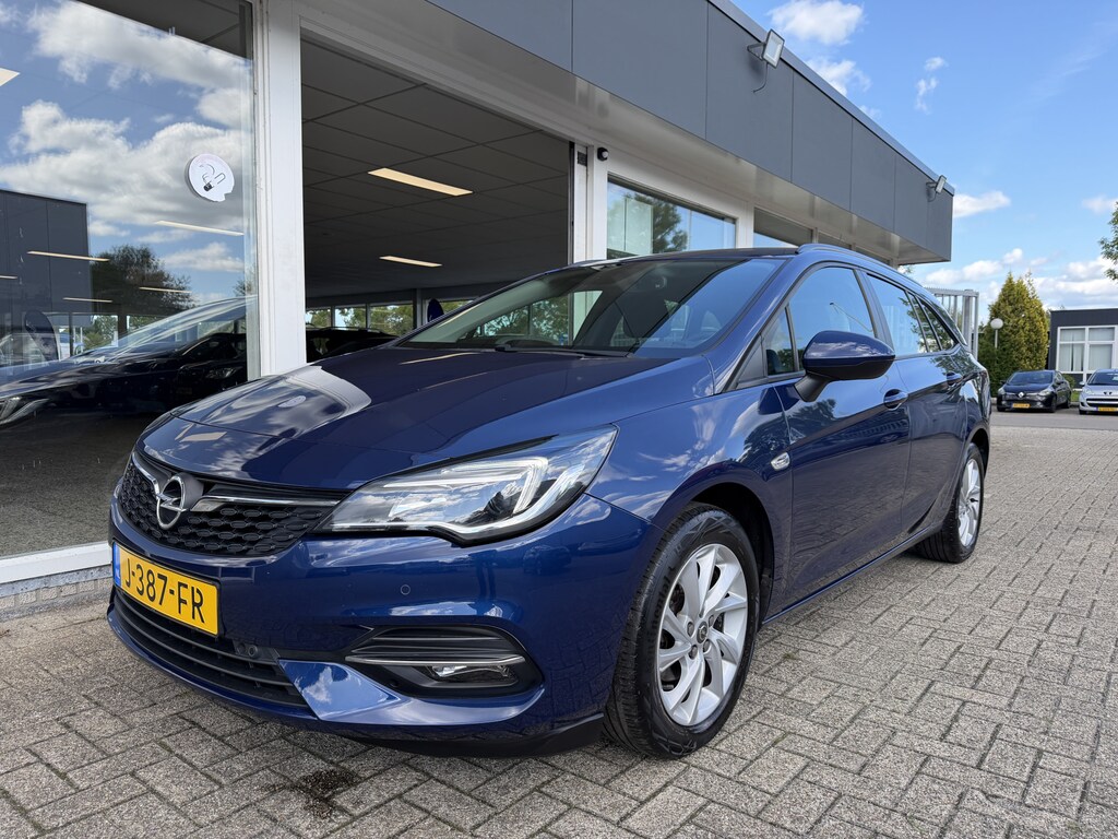 Opel Astra Sports Tourer 1.2 Edition