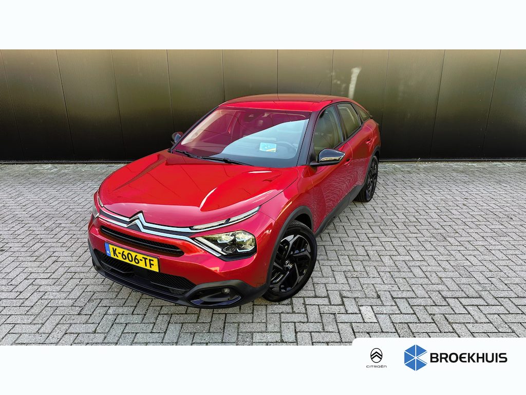 Citroën C4 1.2 Puretech Feel Edition | Apple Carplay / Android Auto | Camera | Navigatie | Head-up | Trekhaak | Adaptieve Cruise | Climate Control| | Achterbank in delen neerklapbaar | Achteruitrijcamera | Airco (automatisch)