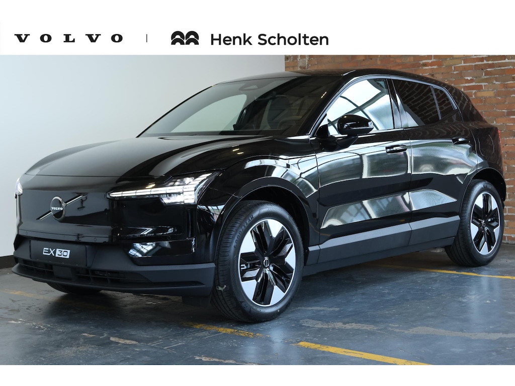 Volvo EX30 P5 Long Range Plus Europa 69 kWh | Elektrisch Verstelbare Voorstoelen | Stoel/Stuurverwarming | Phone As Key | Harman Kardon Premium Audio | Extra Getint Glas | Google Infotainment | Achteruitrijcamera |