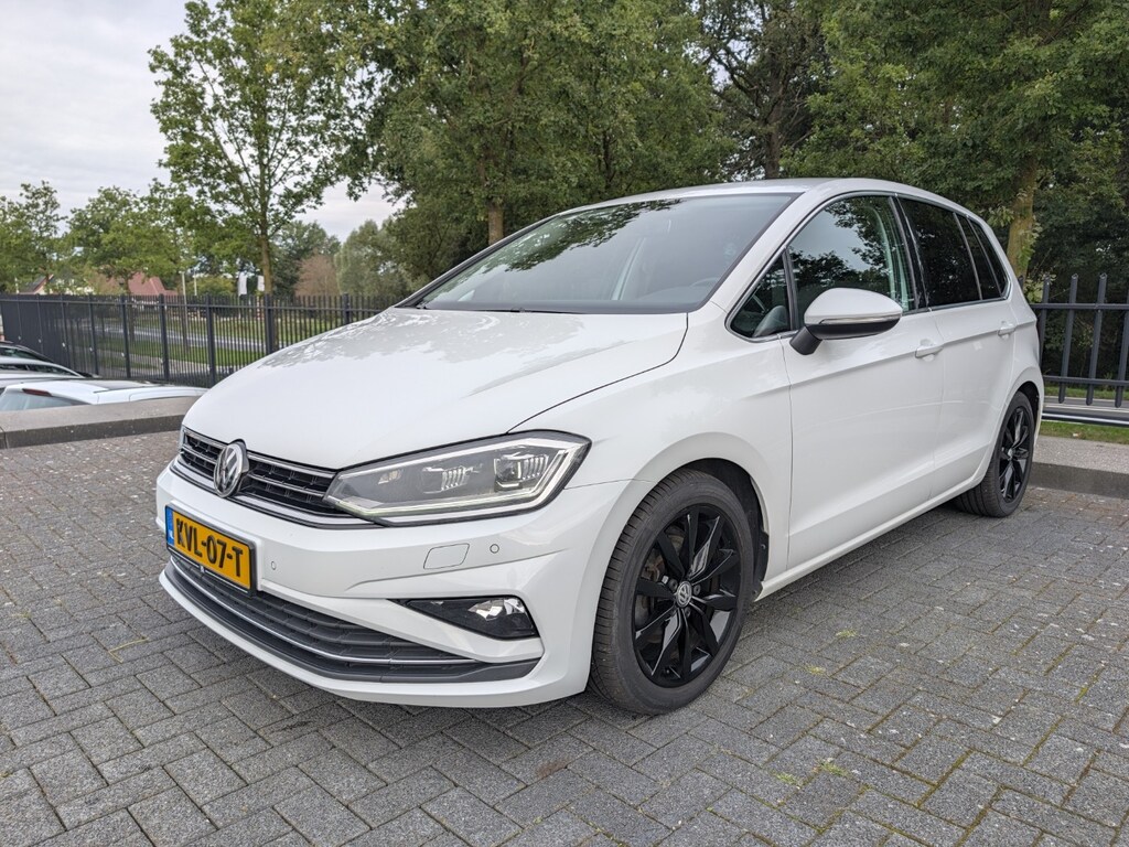 Volkswagen Golf Sportsvan 1.5 150PK Highline | Dynaudio | Stoel- Stuurverw. | LED | PDC | Camera | Full Options