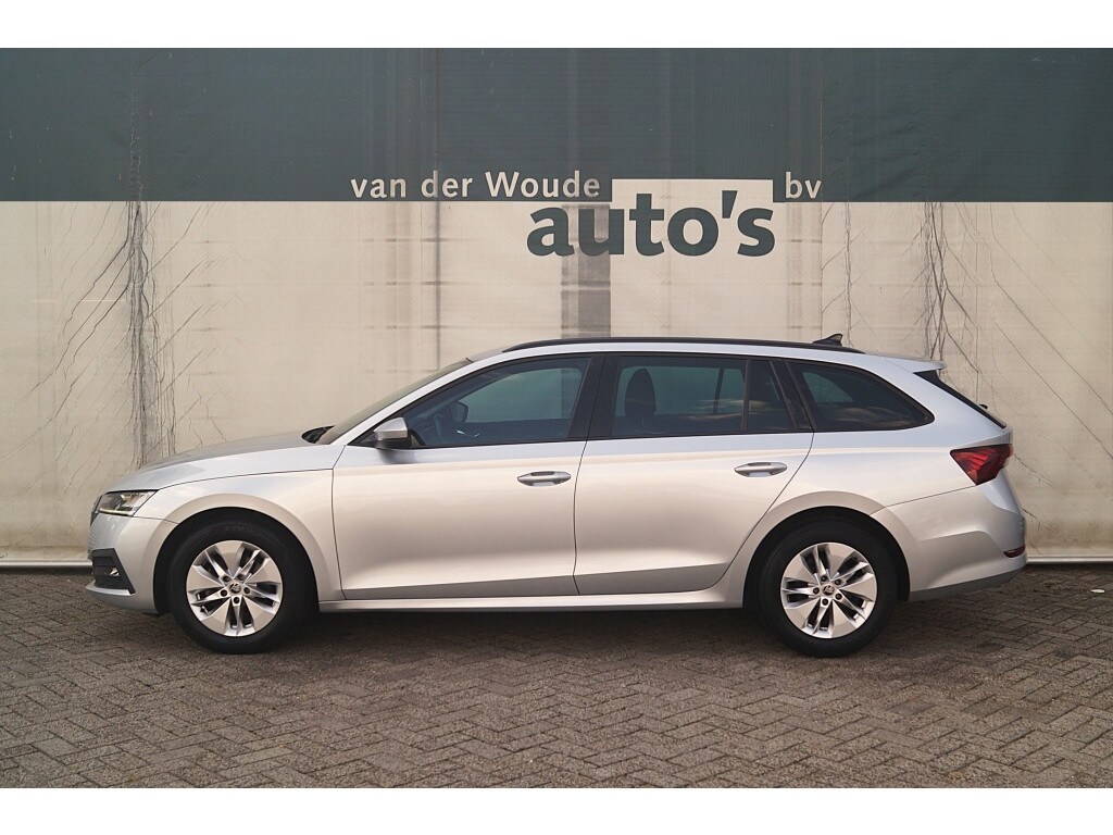 Skoda Octavia Combi 1.0 TSI 110pk Business Edition -NAVI-ECC-TREKHAAK-