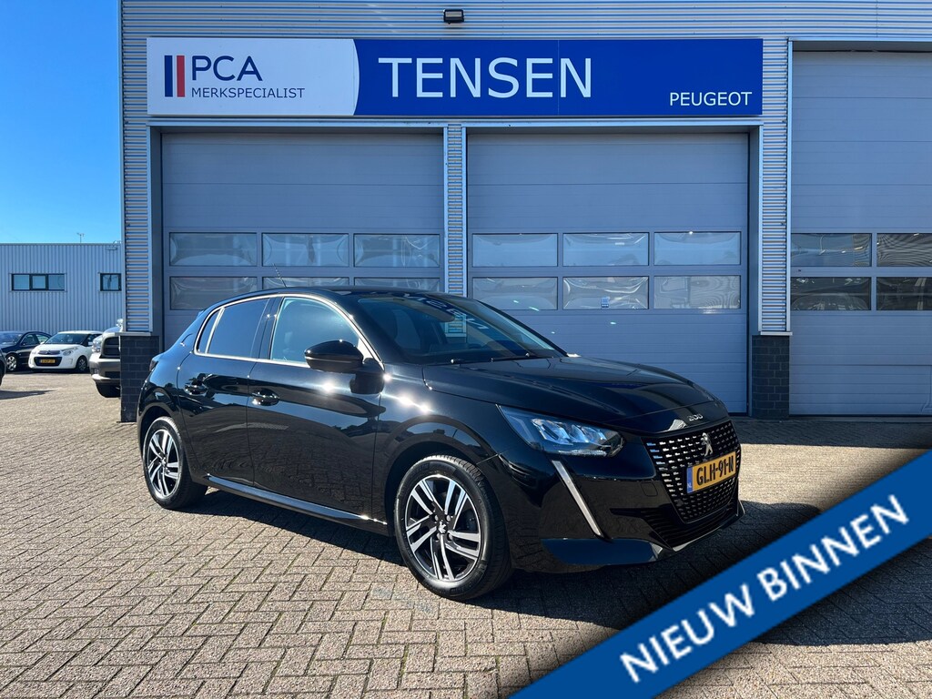 Peugeot 208 Peugeot 208 1.2 100pk Allure| Rijklaar | Keyless | Stoelverwarming | Achteruitrijcamera | Navigatie met Apple Car Play