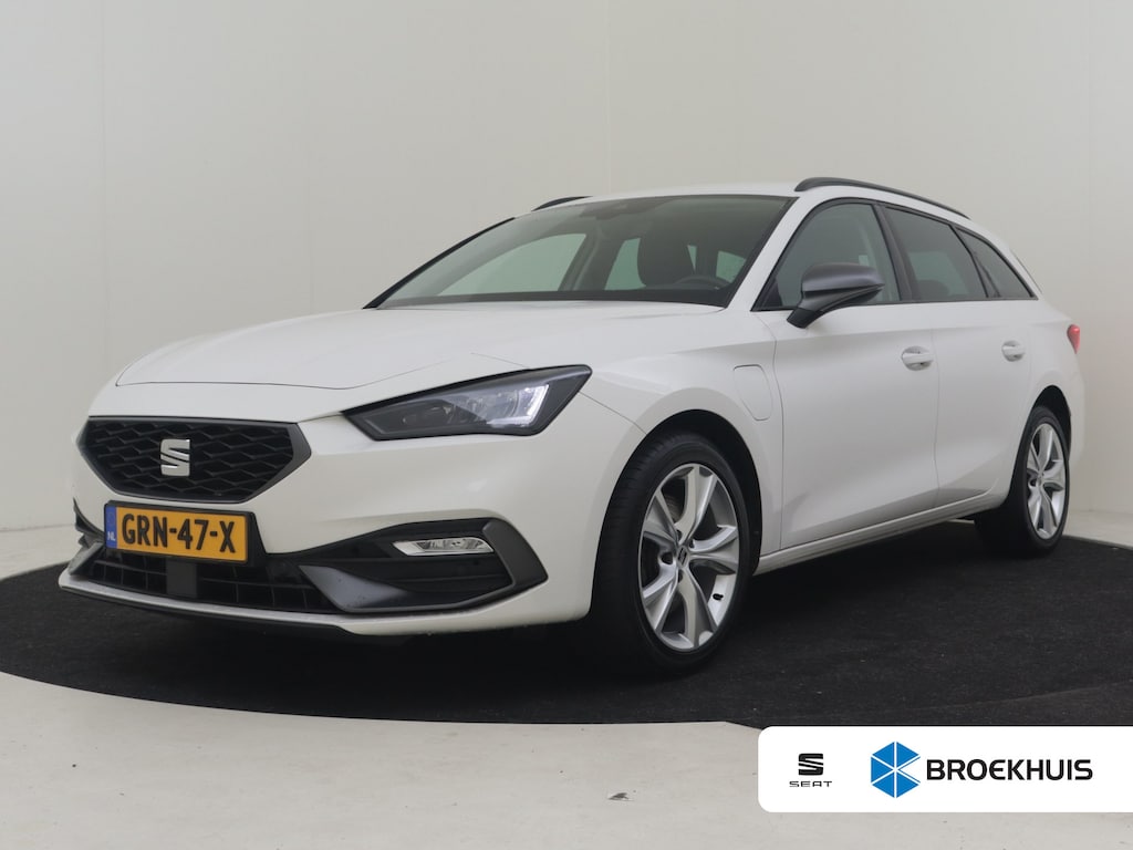 SEAT Leon Sportstourer 1.4 TSI eHybrid PHEV FR Business Intense | Trekhaak uitklapbaar | Achteruitrijcamera | Stoel/stuurverw | Climate cont | Cruise cont | Apple car/Android auto |  Parkeersensoren | Navi | DAB | LED | 17"LMV