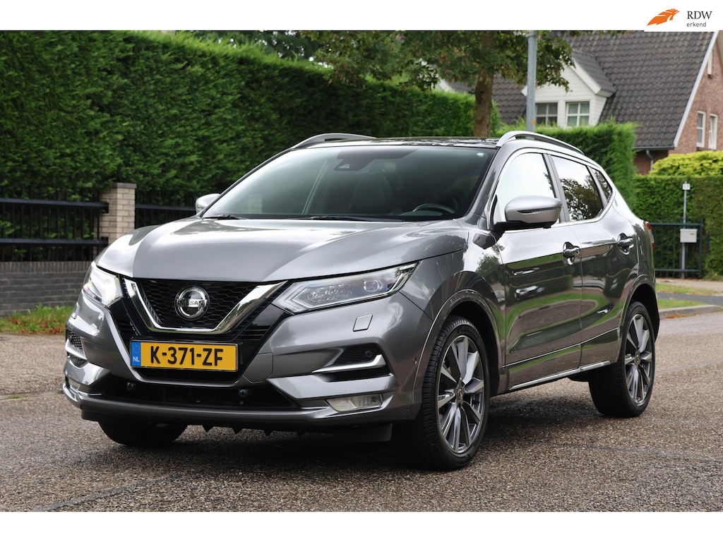Nissan Qashqai 1.3 DIG-T Tekna + | AUTOMAAT | PANO | BOSE | NAVI | CLIMA | ACC | TREKHAAK | ZEER MOOIE GOED ONDERHOUDEN AUTO |