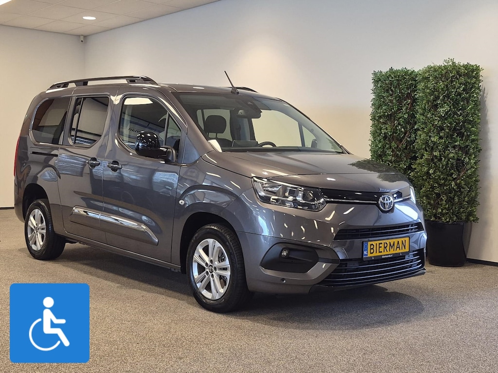 Toyota PROACE CITY Verso L2 Rolstoelauto 5+1