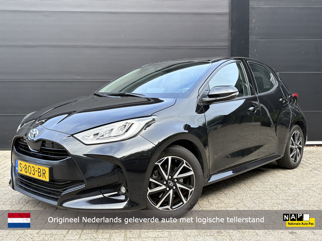 Toyota Yaris 1.5 Hybrid Dynamic | Camera | Carplay | NL-auto