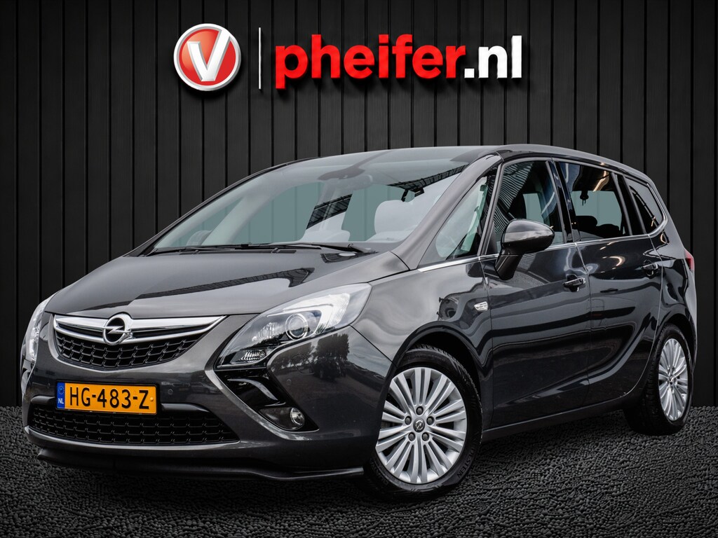 Opel Zafira Tourer 1.4 140pk Business+ 7p. Trekhaak/ Panoramadak/ Camera/ Sportstoelen/ Cruise control
