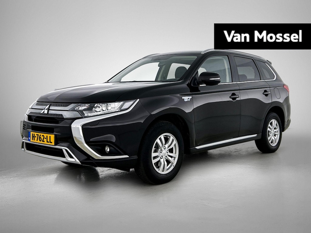 Mitsubishi Outlander 2.4 PHEV Pure | Eerste eigenaar | Apple Carplay/Android Auto | Cruise | kunstlederen Bekleding | stoelverwarming |