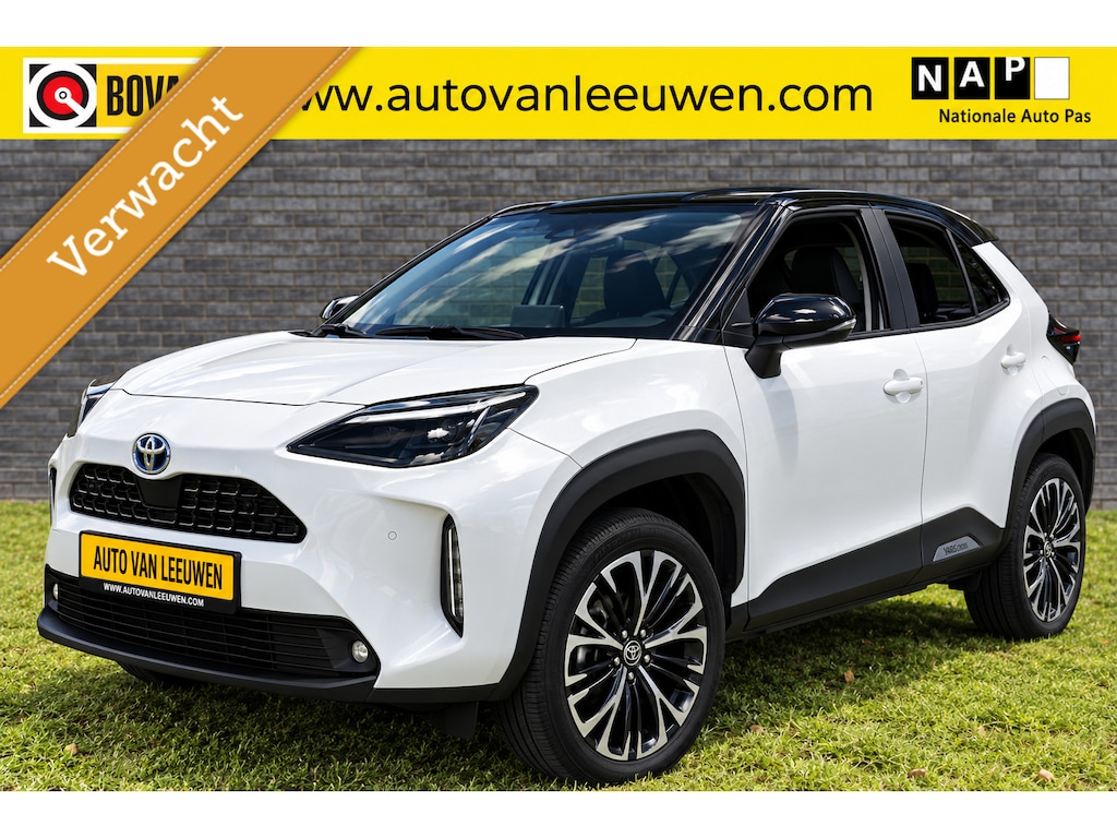 Toyota Yaris Cross 1.5 Hybrid Collection Bi Color /NAVI/CAMERA/ETC.!