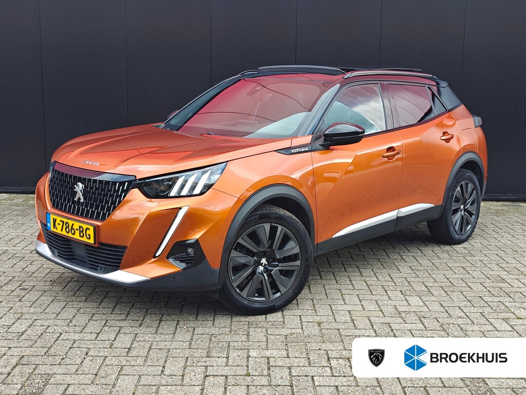 Peugeot 2008 1.2 PureTech GT-Line 130pk | Navigatie | Getint Glas | L.M. | Camera | | Achterbank in delen neerklapbaar | Achteruitrijcamera | Airco (automatisch)