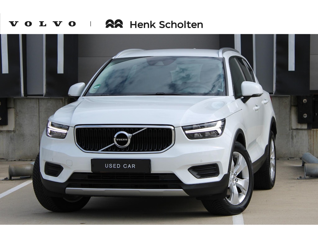 Volvo XC40 T4 AWD Momentum Pro | parkeersensor voor + achter | Parkeer camera | Verwarmde voorstoelen | Verwarmde voorruit | Volvo On Call | Noodreservewiel | Regensensor | Cruisecontrol |