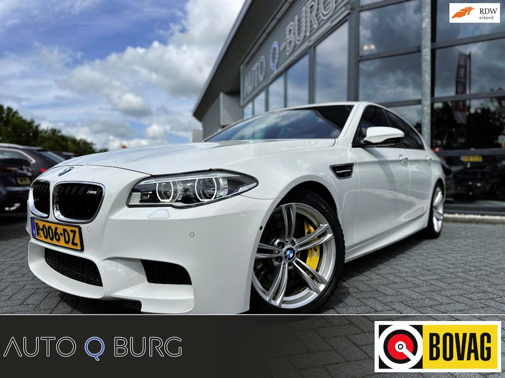 BMW M5 5-serie | Full options | Head up | Soft Close | 360* Camera | Stoel verw / koeling | Memory | Stuur verwarming| Keyless |