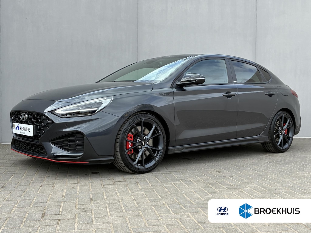 Hyundai i30 Fastback 2.0 N 280pk DCT 8 / Fabrieksgarantie t/m 12-2026 / Dealer onderhouden / Trekgewicht 1600 kg / Stuur- & Stoel verwarming / Cruise control / Achteruitrijcamera / Keyless Entry/Start / Apple Carplay Android Auto /