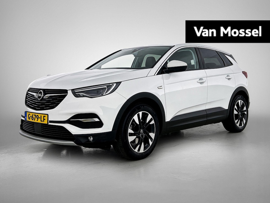 Opel Grandland X 1.2 Turbo Business Executive