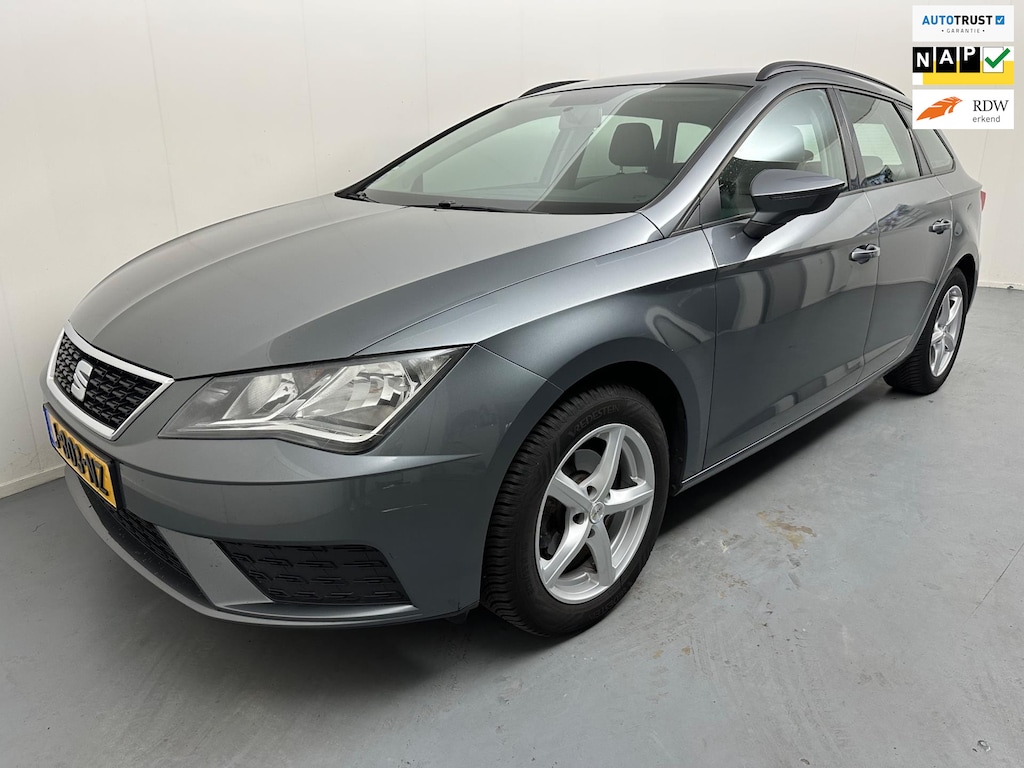 SEAT Leon ST Seat Leon ST # Clima # Camera # Trekhaak # Apple CarPlay # Lmv