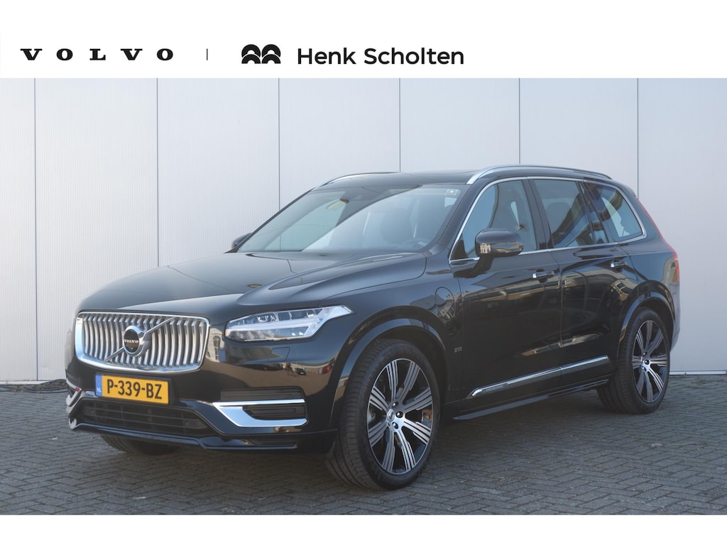 Volvo XC90 T8 AWD Inscription | Adaptieve Cruise Control met Pilot Assist | Parkeerverwarming met timer | Verwarmbare voorstoelen, stuurwiel & zittingen achter | Nappa lederen bekleding met ventilatie | Massagefunctie in de voorstoelen | Elektrisch bedienbare voorstoelen met geheugen | Bowers & Wilkins Premium Audio | Elektrisch bedienbaar glazen panoramisch schuif-/kanteldak | Trekhaak met semi elektrisch inklapbare kogel | Luchtvering met FOUR-C settings | 21 inch Lichtmetalen velgen | 360 graden rondomzicht camera