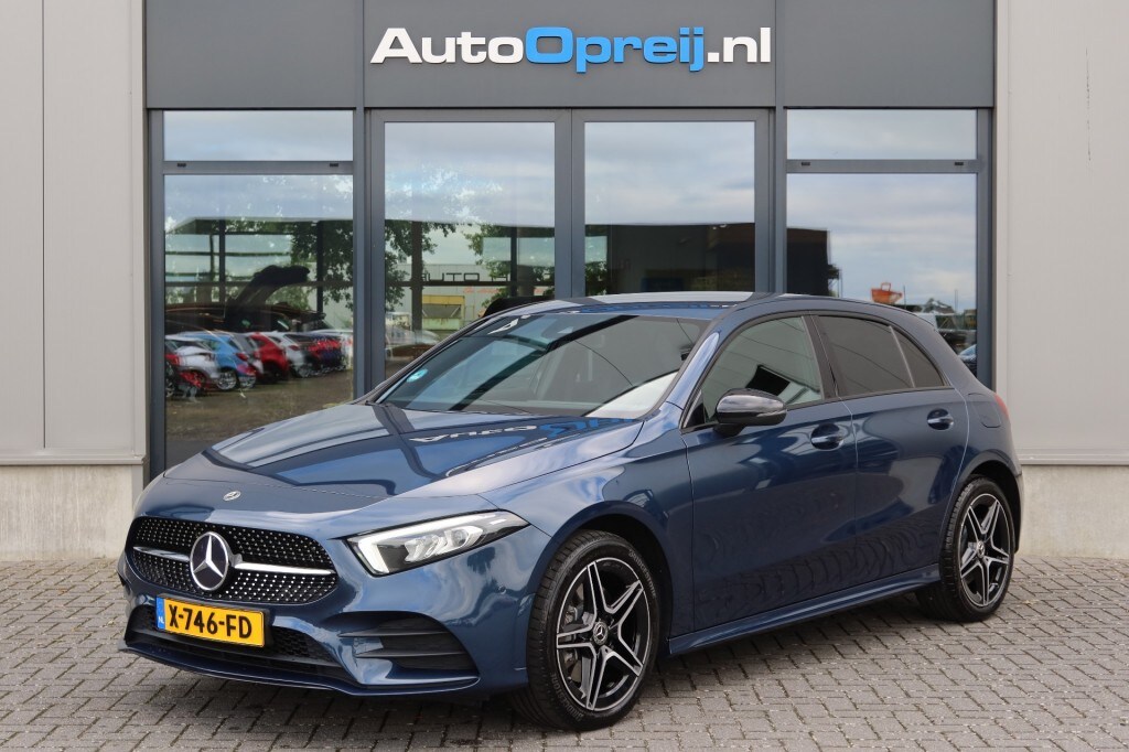 Mercedes-Benz A-klasse 250 e AMG Line AUTOMAAT Plug in Hybride 218pk NAVI, Leder, Camera