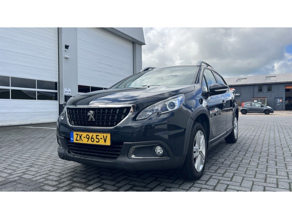 Peugeot 2008 1.2 PureT. Signature