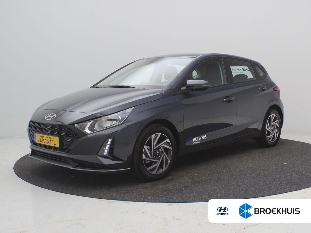 Hyundai i20 1.0 T-GDI Comfort / Navigatie / Cruise Control / Airco / 16" LMV / Apple CarPlay & Android Auto / Achteruitrijcamera / Parkeersensoren achter /