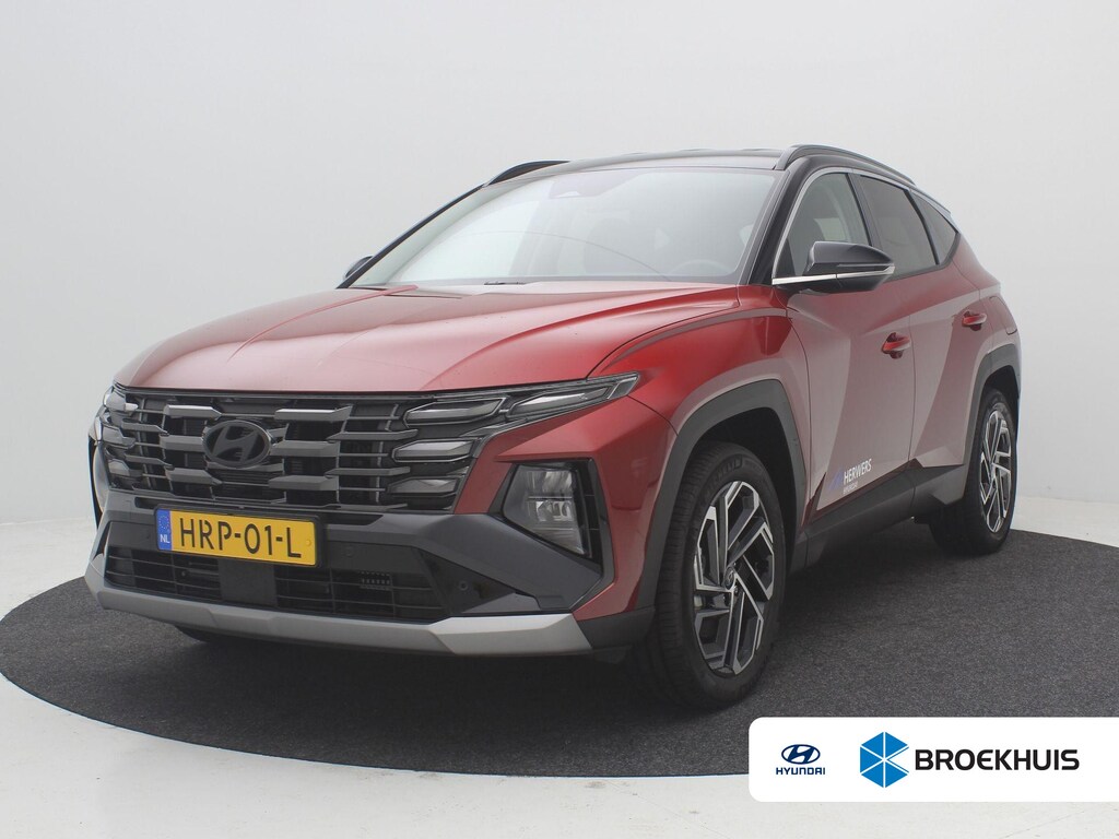 Hyundai Tucson 1.6 T-GDI PHEV Comfort Smart / Adaptieve Cruise Control / Navigatie / 19" LMV / Stoelverwarming voor / Stuurwielverwarming / Automatische Achterklep / Parkeersensoren voor & Achter /
