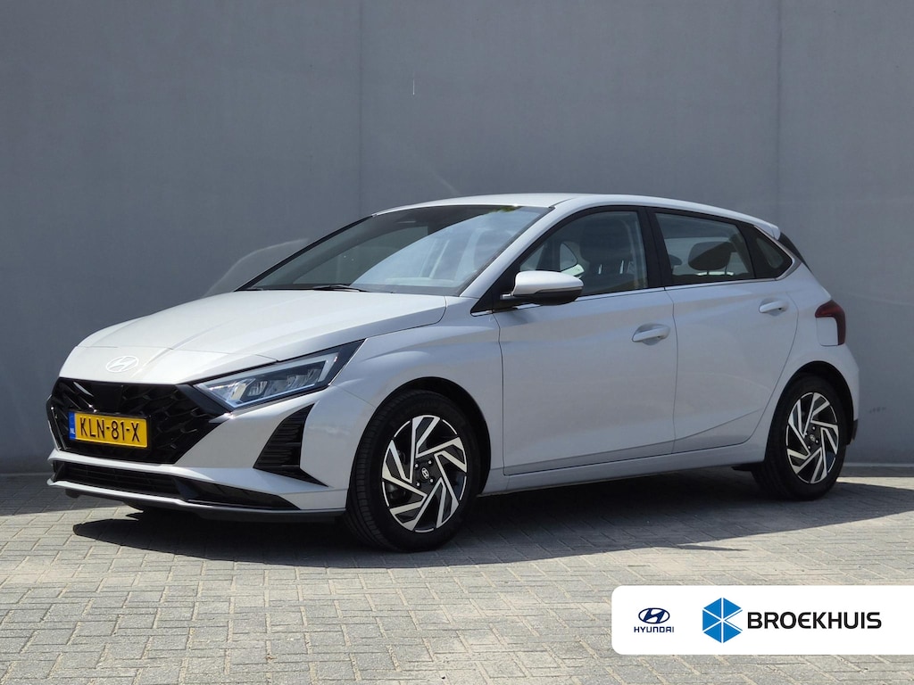 Hyundai i20 1.0 T-GDI Comfort / Fabrieksgarantie tot 03-2029 / Dealer onderhouden / Apple Carplay Android Auto / Stuur- & Stoelverwarming / Cruise control / Achteruitrijcamera / Trekgewicht 1110 kg /