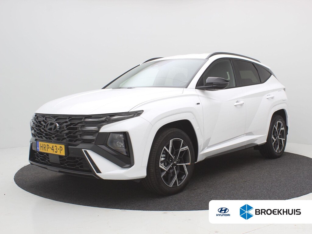 Hyundai Tucson 1.6 T-GDI PHEV N Line Edition / Navigatie / Leer-Alcantara bekleding met rode stiksel / 19" LMV / Stoelverwarming voor / LED verlichting /