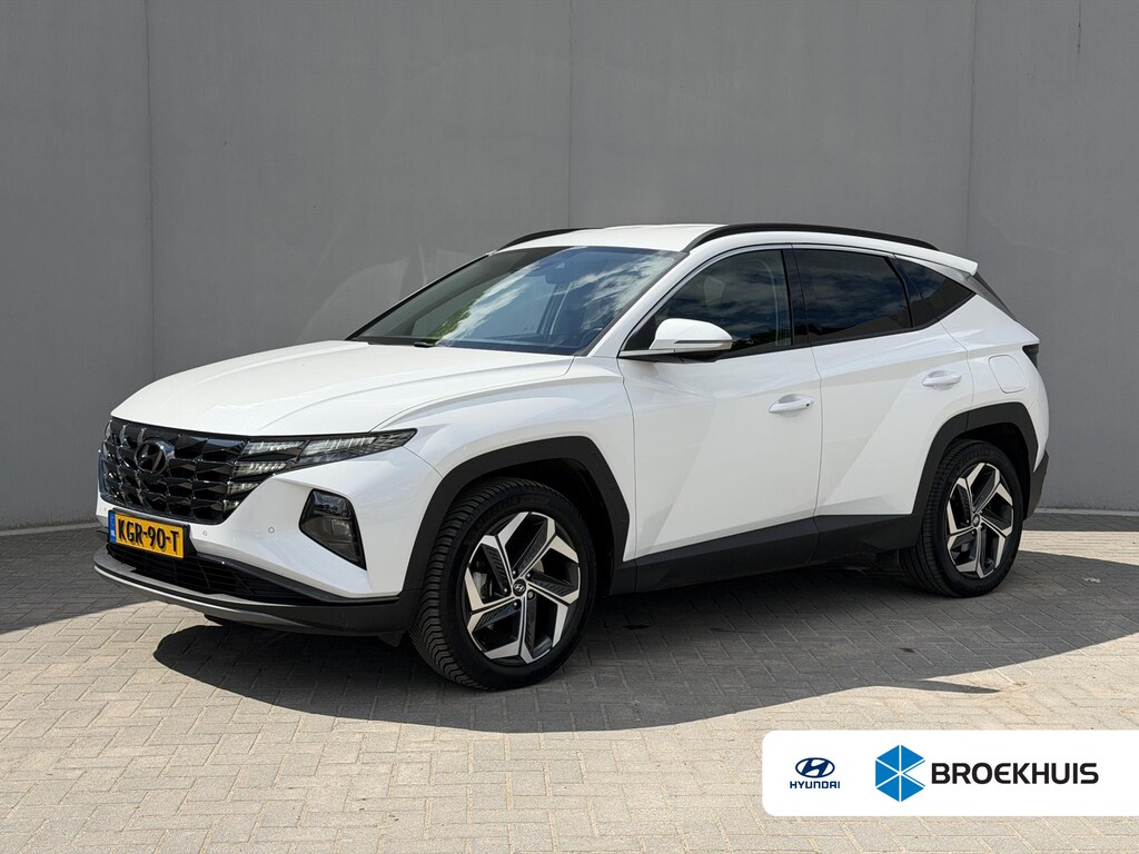 Hyundai Tucson 1.6 T-GDI PHEV Comfort Smart 4WD / Fabrieksgarantie tot 1-2028 / Volledig Onderhouden / Navigatie / Camera / PDC / DAB / Dodehoek Detectie / All Season Banden / Stoelverwarming /