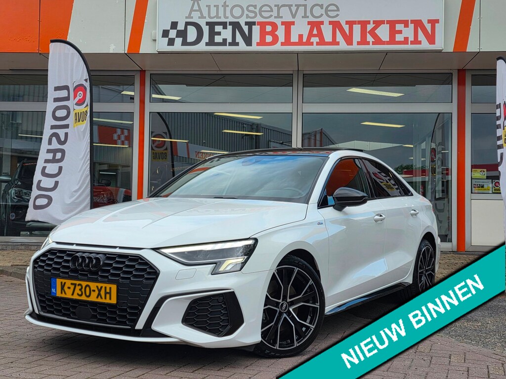 Audi A3 Limousine 30 TFSI S edition Automaat BJ.2021 / Panodak / Navi / Led Kopl. / Half Leer / Sportstoelen / 18"Lmv !!