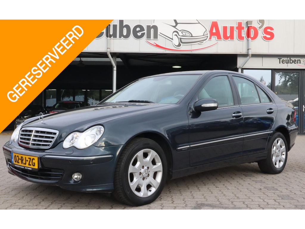Mercedes-Benz C-klasse 240 Elegance | Trekhaak | Cruise control | Stoelverwarming | Automaat | Nette auto!
