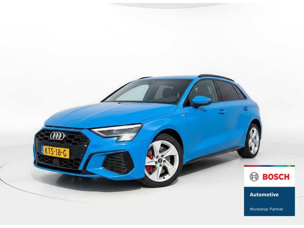 Audi A3 Sportback 45 TFSI e S edition Competition S-LINE - SOH 99%