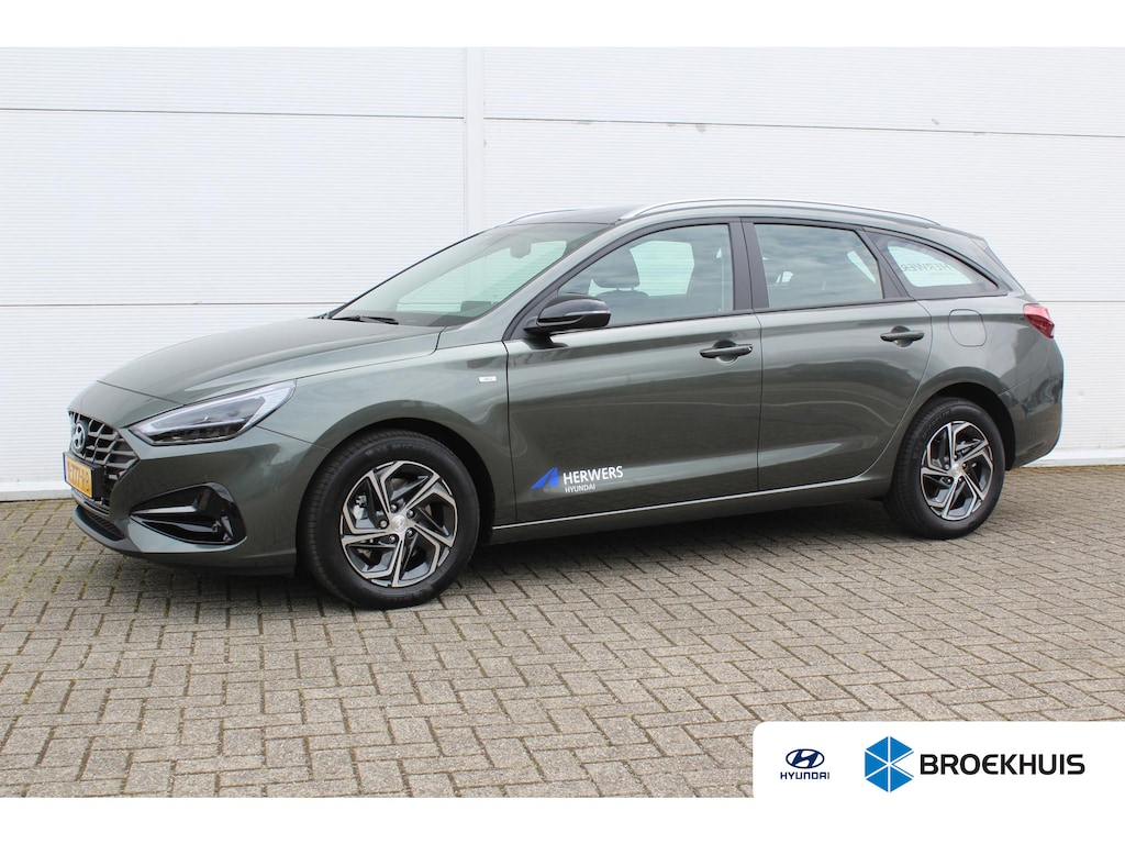 Hyundai i30 Wagon 1.0 T-GDi MHEV Comfort Smart / Navigatie + Apple Carplay/Android Auto / Climate Control / Achteruitrijcamera / Cruise Control / Keyless Entry & Start /