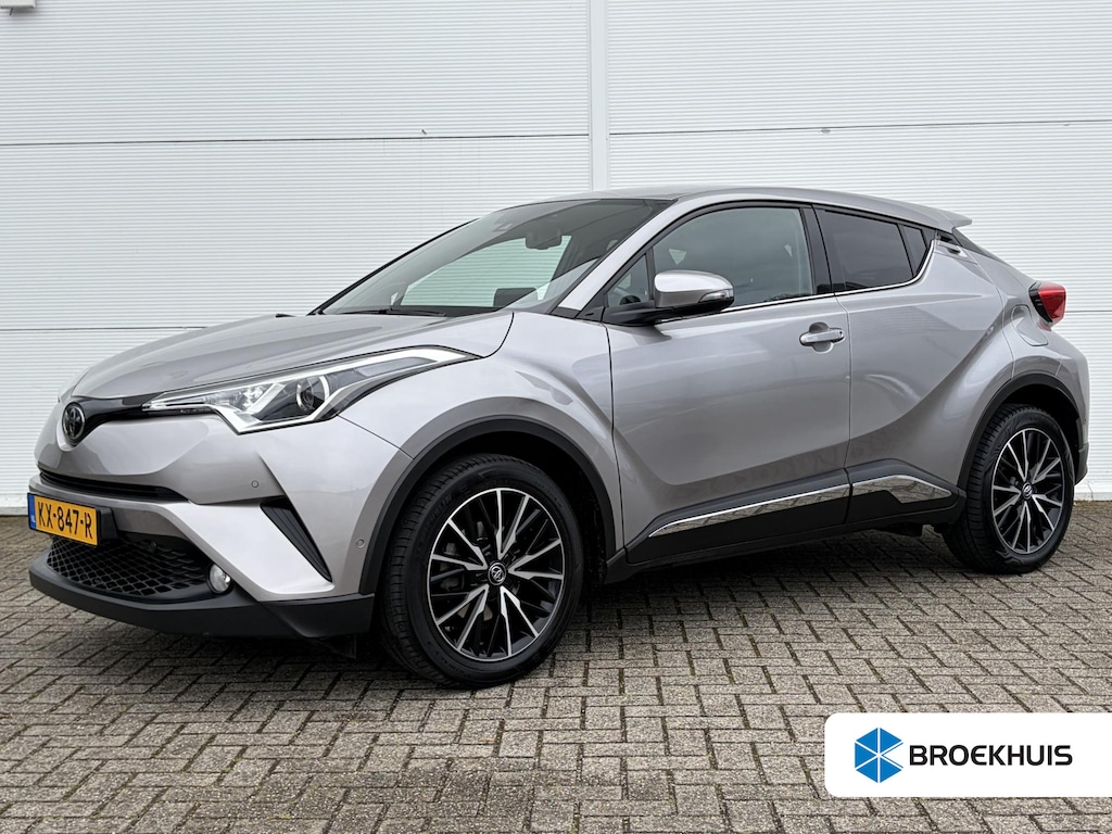 Toyota C-HR / C-HR+ 1.2 First Edition / Trekhaak (  1300 kg ) / Cruise control adaptief /  Navigatiesysteem /