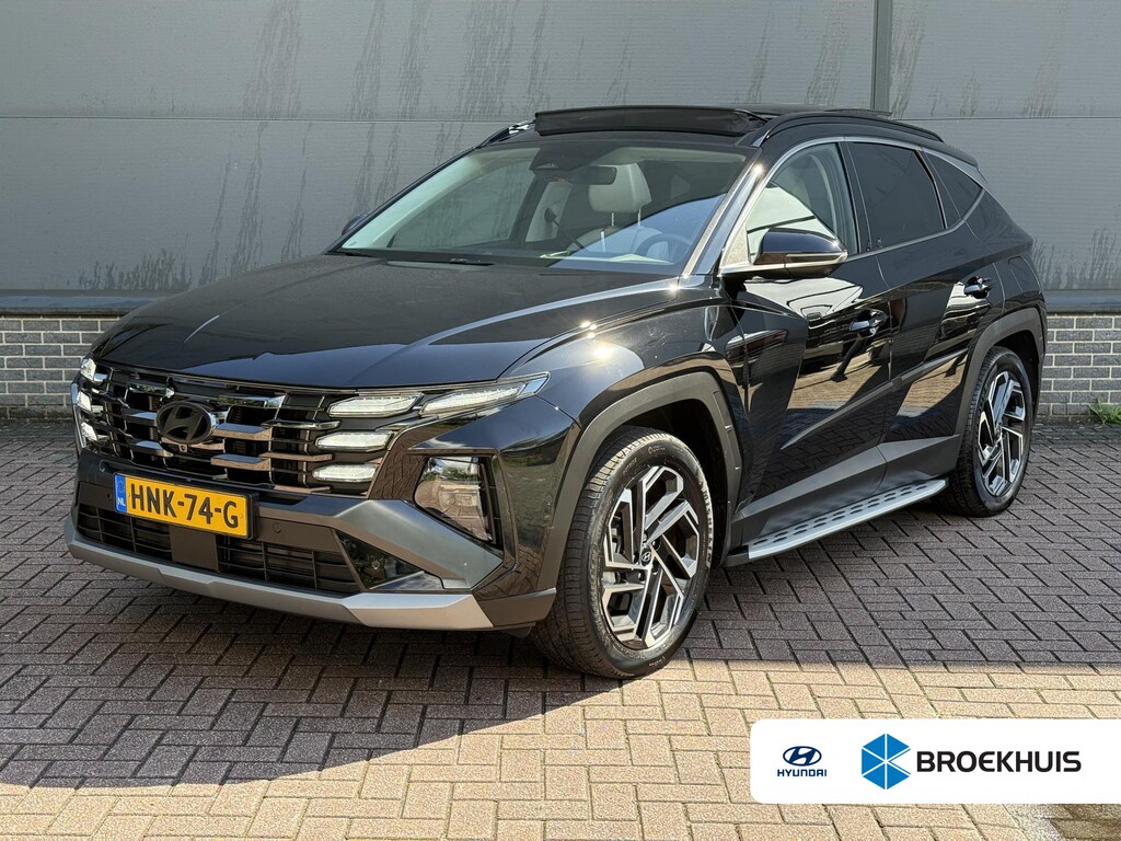 Hyundai Tucson 1.6 T-GDI PHEV Premium Sky 4WD Facelift Model / Eerste Eigenaar / Schuif Kantel Dak / Trekhaak / Elektrische Stoelen met Geheugen / Head-Up Display / 360º Camera /