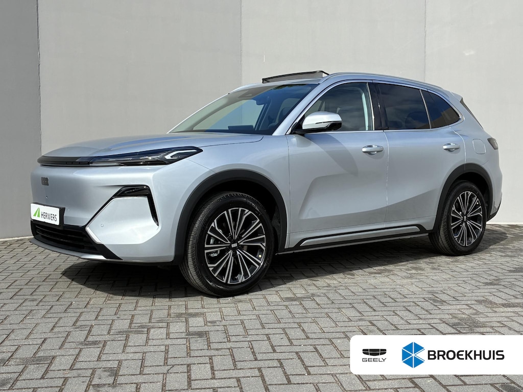 Geely Starray EM-i 1.5 Max+ / 29,8 kWh / 136KM WLTP / max 1055KM Actieradius / PHEV / Plug-in / Fabrieksgarantie t/m 07-2034 / Stoelverwarming voor en achter / Stoelmassage / Schuif-kantel dak / Stoelventilatie / Stuurverwarming / Elektrisch verstelbare stoelen / Elektrische achterklep / Adaptieve cruise control / Apple Carplay/Android Auto / Navigatie /