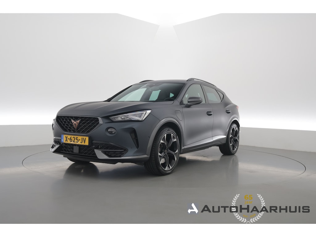 CUPRA Formentor 1.4 e-Hybrid VZ Performance | Rijklaar! | Adapt. Cruise | Camera + PDC | Stoel- Stuurverw. | All Season | 19'' | Navi