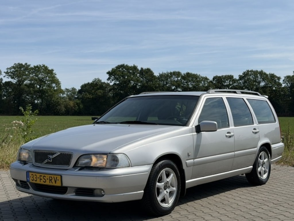 Volvo V70 2.4 170PK AUT CLASSIC BJ2000 7 PERS SPOIL STL VERW