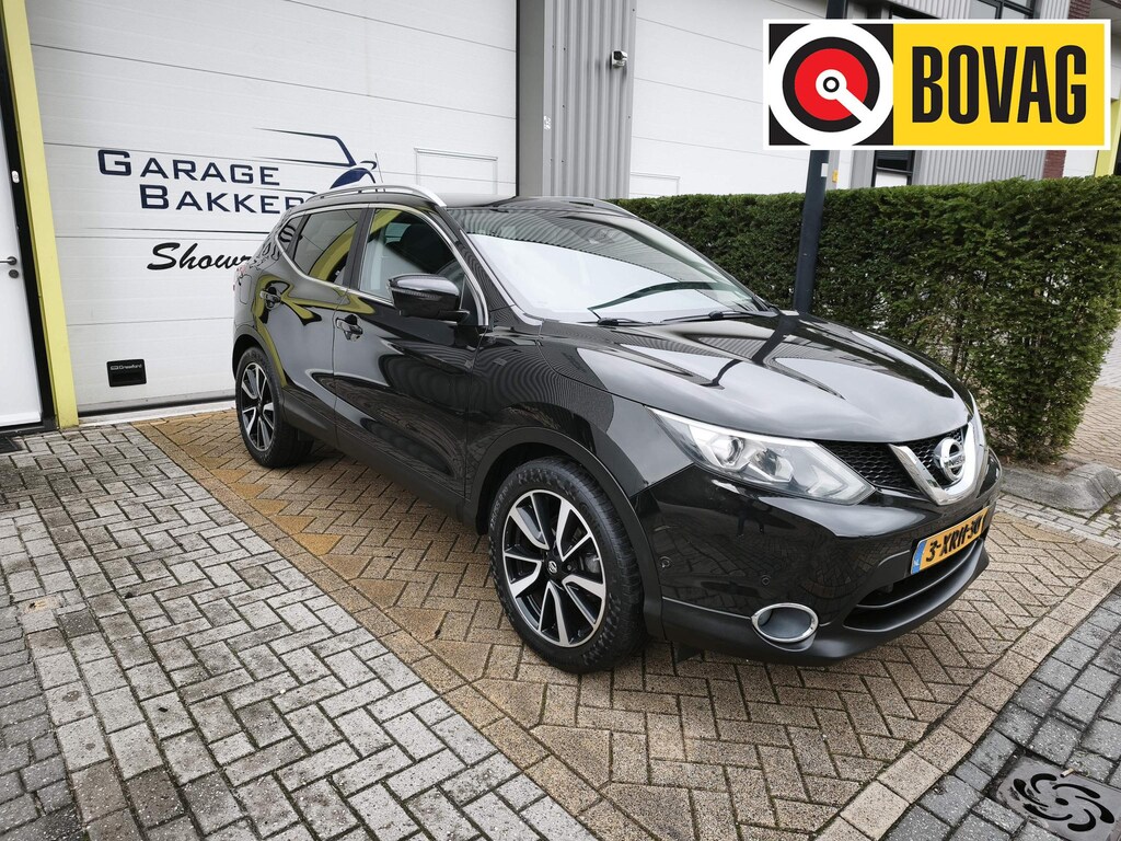 Nissan Qashqai 1.2 Premier Edition Navigatie Camera Pano Trekhaak Leder Dodehoek Alle opties