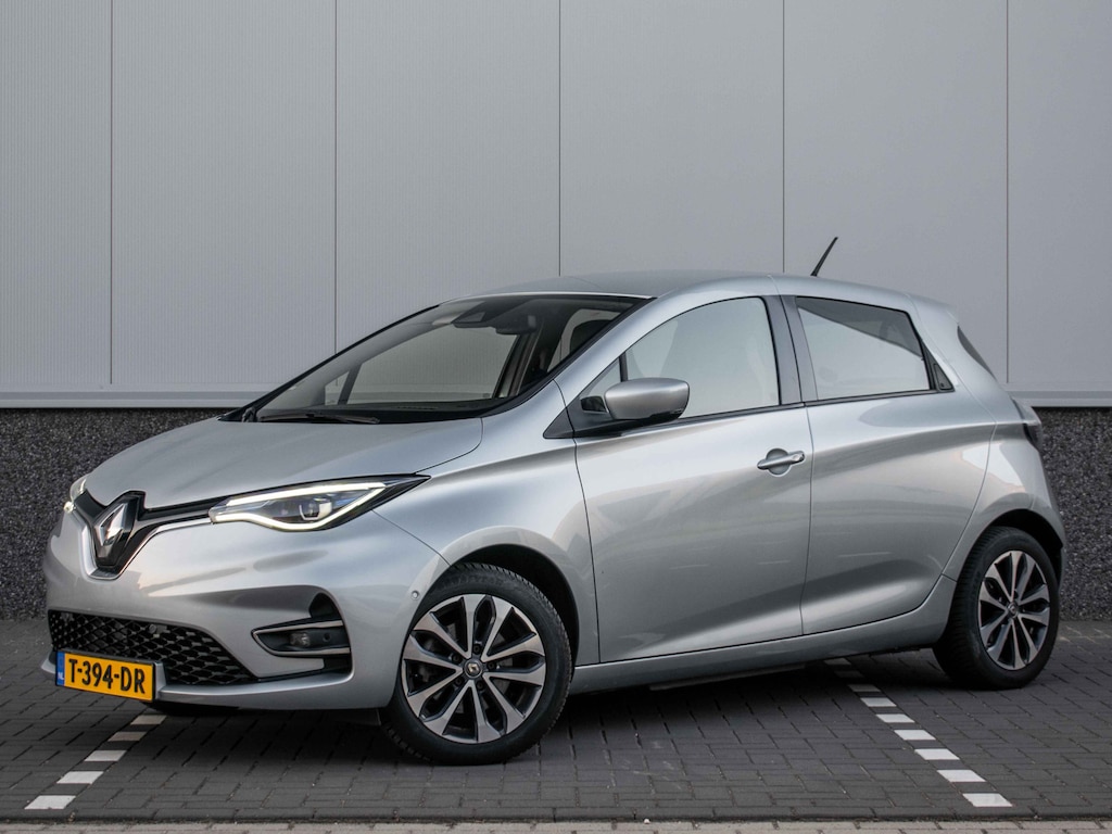 Renault Zoe R135 Intens 52 kWh KoopAccu | Snellader | 92 SOH | Camera | Stoelverwarming | Cruise Control | Climate control | Half leder