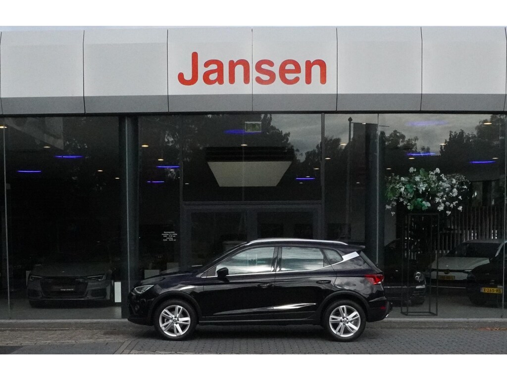 SEAT Arona 1.0 TSI Xcellence Business Intense | FR | CARPLAY | ACC | PARKEERHULP V+A | TREKHAAK | NAVI | LED | 17 INCH