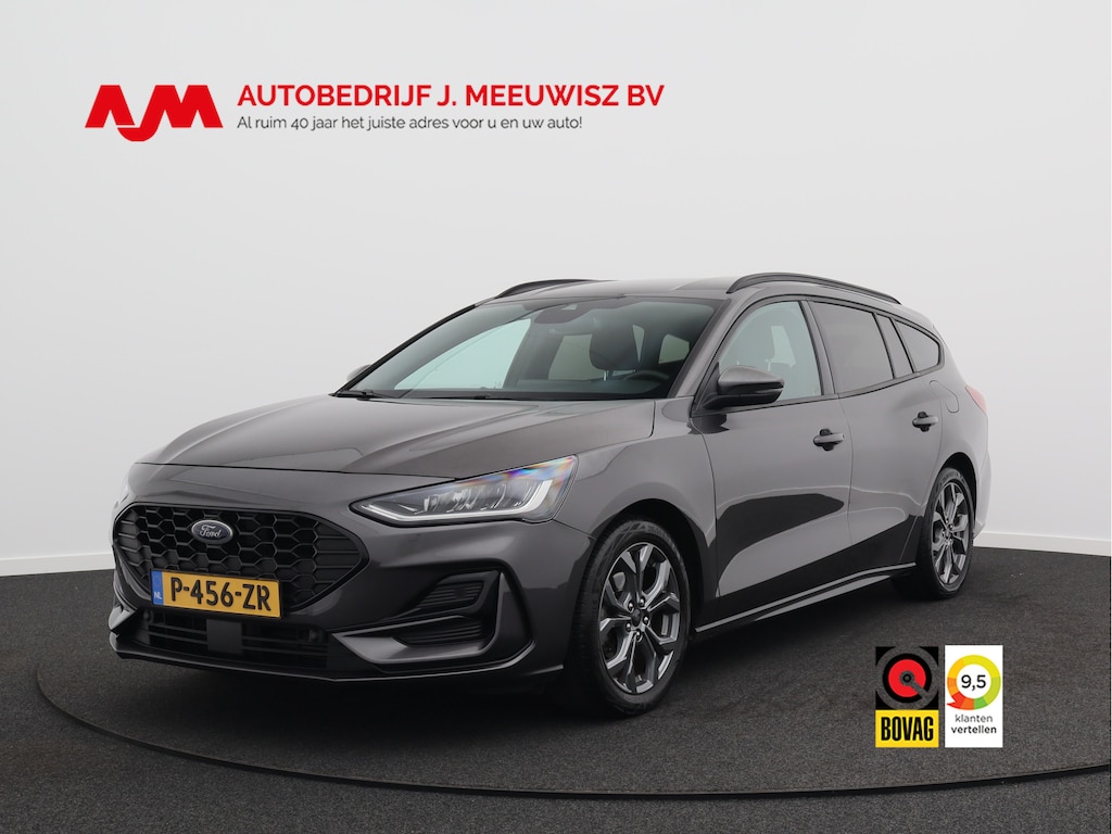 Ford Focus Wagon 1.0 EcoBoost Hybrid ST Line X/ lage km/ trekhaak!