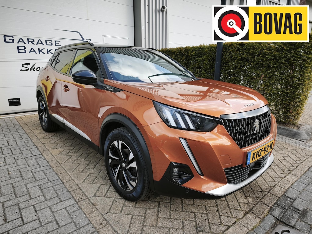 Peugeot 2008 1.2 PureTech GT-Line Led Navi-Carplay Stoelverwarming 3D-Cockpit Trekhaak