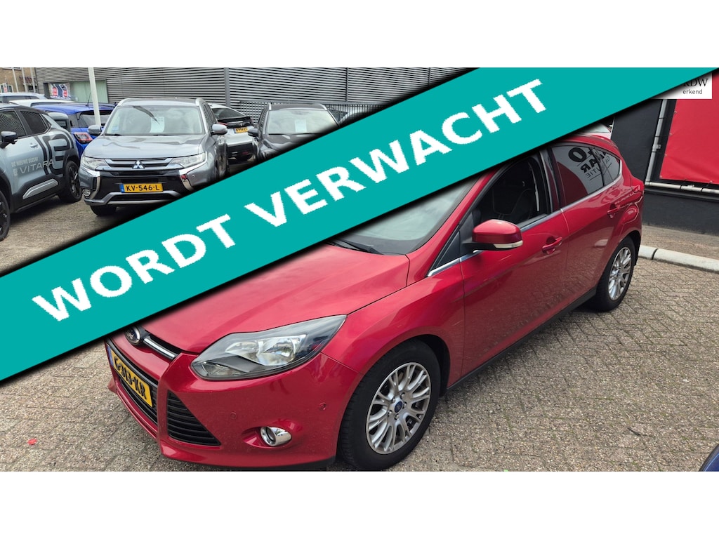Ford Focus 1.6i 182pk Titanium 2e eig. Clima Leder Navi PDC Trekhaak 1500kg.