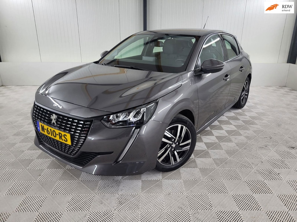 Peugeot 208 1.2 PureTech Blue Lease Allure, Automaat, Carplay, Trekhaak