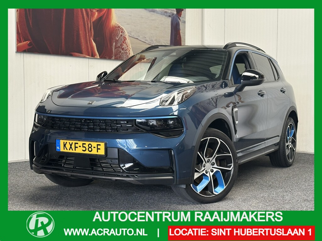 Lynk & Co 01 1.5 6.6 KW MY 2023 ZWARTE HEMEL PANORAMADAK 360 CAMERA ADAPTIVE CRUISE CONTROL SCHUIF/KANTELDAK APPLE CARPLAY/ANDROID RIJSTROOKSENSOREN ZEER MOOI !!