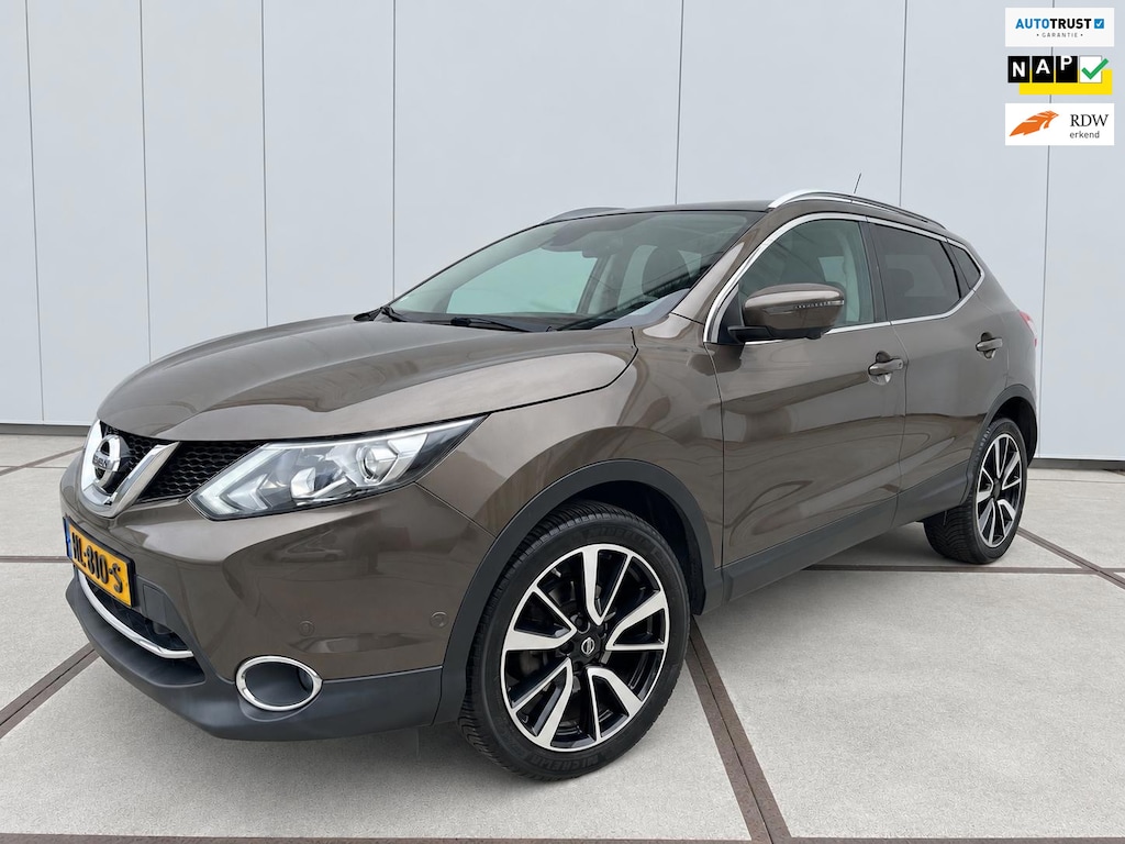 Nissan Qashqai 1.6 DIG-T Tekna Panoramadak | Leder | Full Map Navigatie | 360° Camera | Trekhaak | NAP