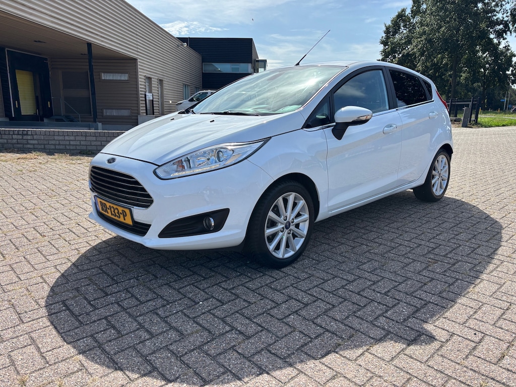 Ford Fiesta 1.0 EcoBoost Titanium 100 PK [ navi,ecc,cruise,pdc,16``lmv ]
