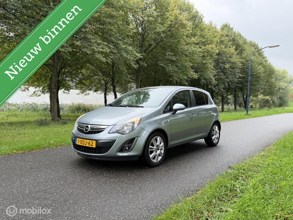 Opel Corsa 1.2-16V Design Edition*AUT*STUUR/STOELVERWARMING