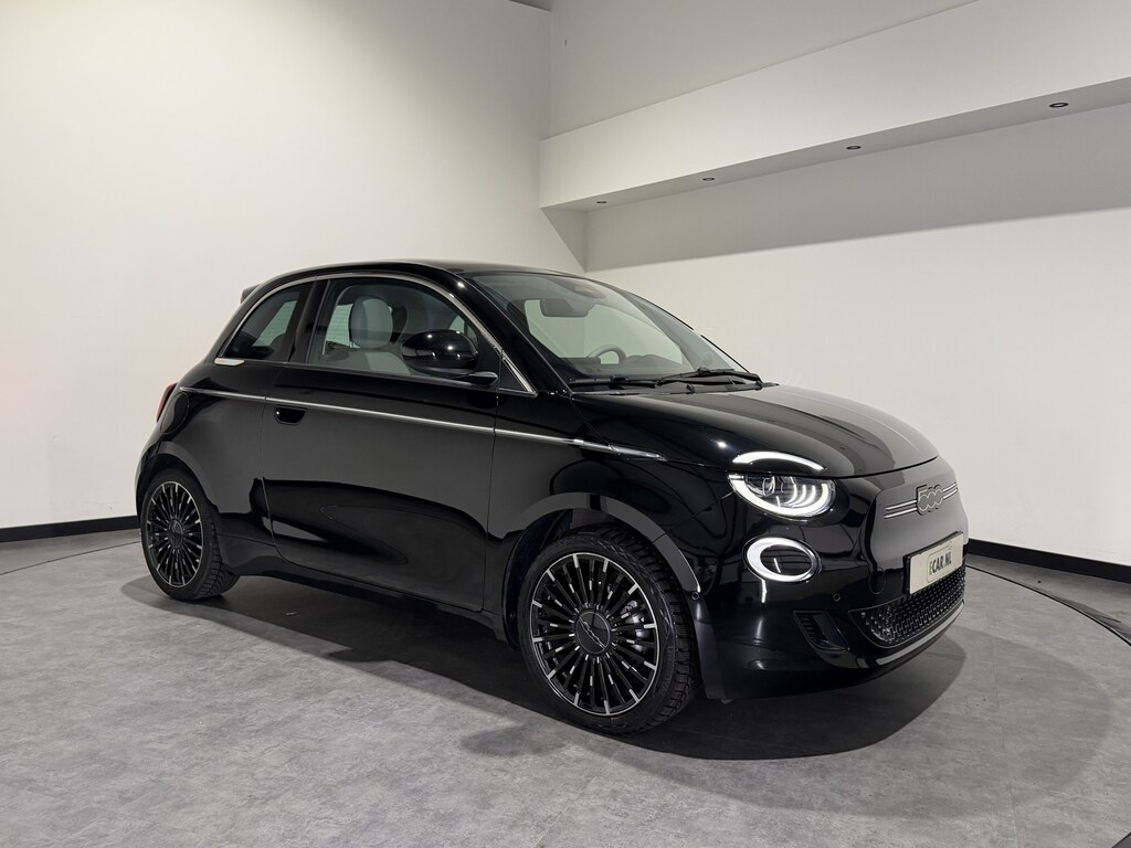 Fiat 500 La Prima 42 kWh | SOH 95,2 % | Luxe Leder | ACC | Keyless